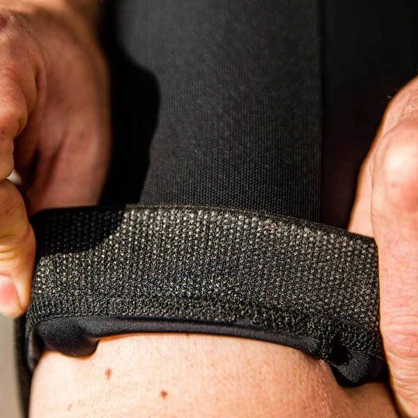 Black Recon Men's Bib - Image 6