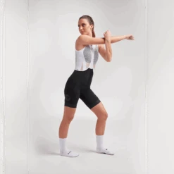 Black On Black Essentials TEAM Regular Women's Short Bib 2.0 -Velo Velo Cycle Cheap Store W Action 20.09.02 TEAM F BLACK BIB SHORT 0011